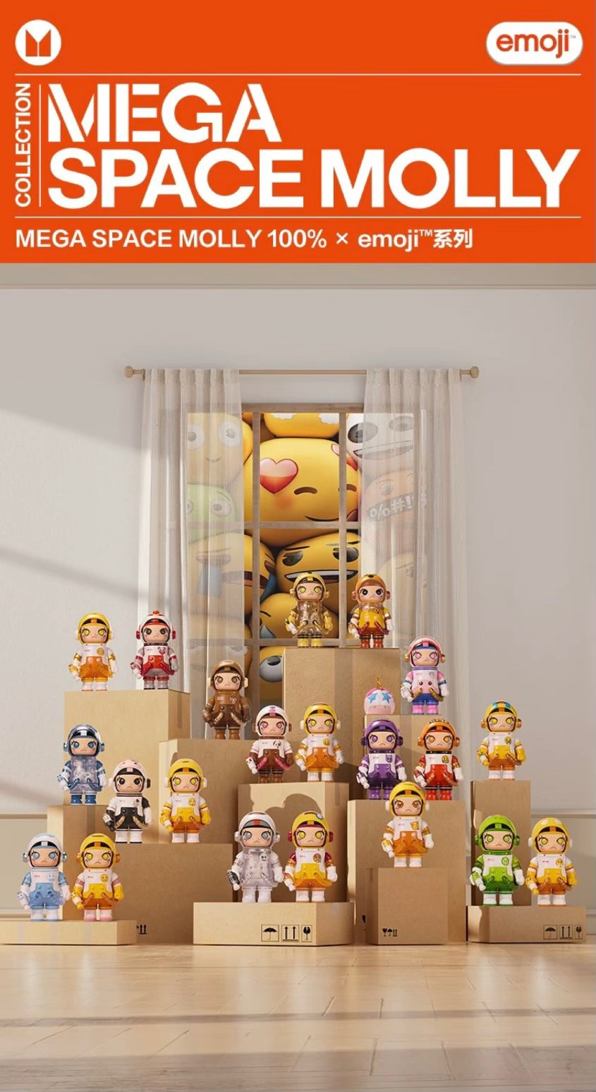 MEGA SPACE MOLLY 100% × emoji™ Series – Springer Decor